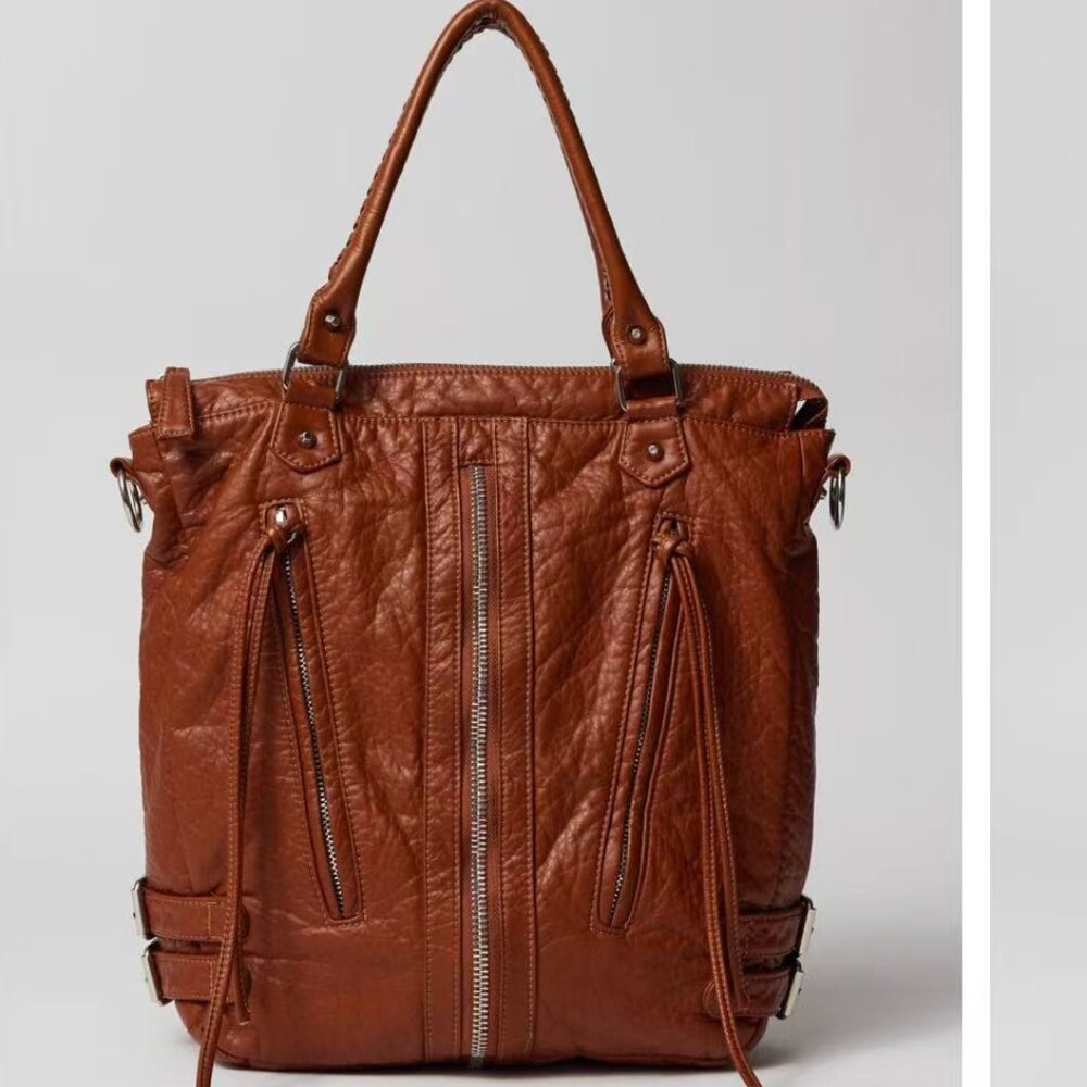 New Urban Outfitters Vertical Zip Tote Bag (New with tag)